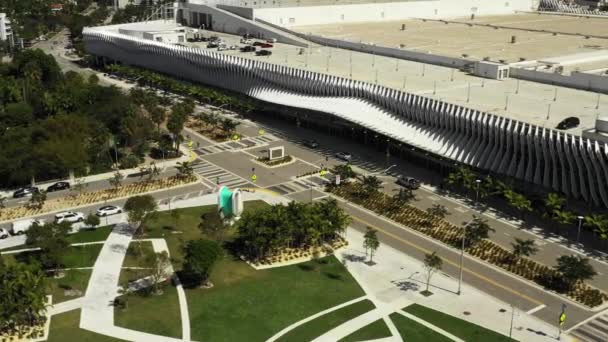 Miami Beach Convention Center Park Mbcc Aerial Video — Stock Video