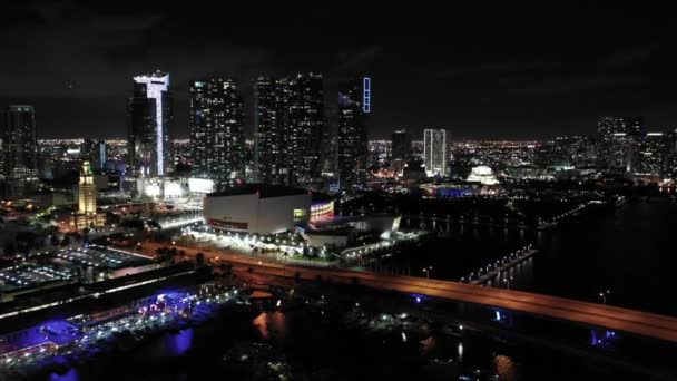 Nocne Anteny American Airlines Arena Aaa Downtown Miami — Wideo stockowe
