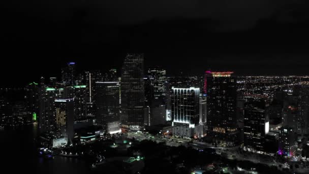 Barrer Tiro Centro Miami Noche Aérea — Vídeo de stock