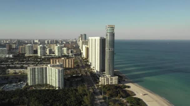 Αεροφωτογραφία Παραλιακή Αρχιτεκτονική Miami Sunny Isles Beach — Αρχείο Βίντεο