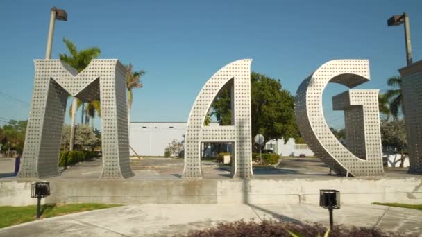 Filmagem Movimento Terrestre Magic Sign Place Miami 61St Street — Vídeo de Stock