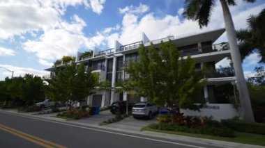 Miami Körfezi Liman Adaları 'nda vurulan lüks kasabalar