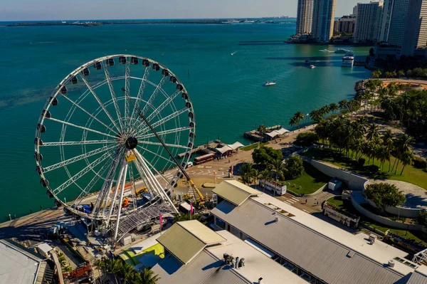 Légi Felvétel Skyview Miami Ferris Wheel Bayside Downtown — Stock Fotó