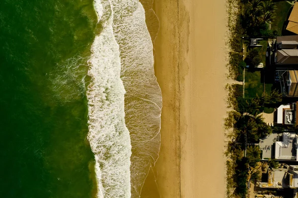 Waves Crashing Shore — Stock Photo, Image