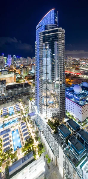 Paramount Miami Worldcenter Tower Vertikální Panorama — Stock fotografie