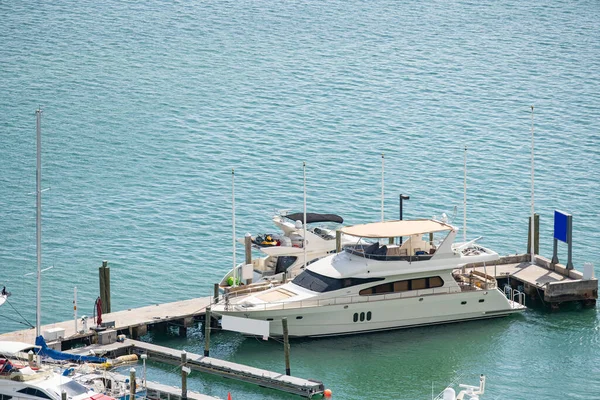 Yachts Dans Une Marina Miami — Photo