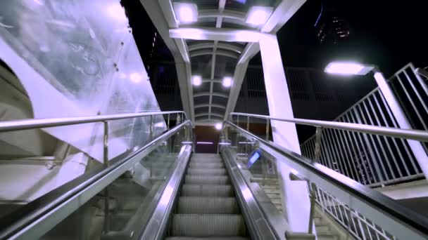 Night Motion Video Miami Metrorail Platform Brickell — Vídeo de Stock