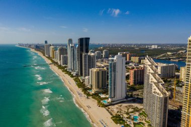 Kıyı binaları Sunny Isles Miami Beach FL