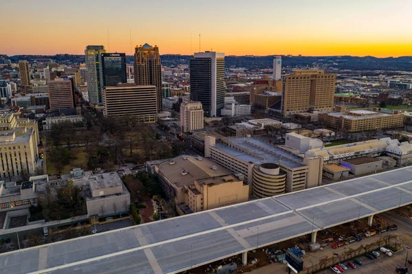 Neue Autobahn Bau Downtown Birmingham Alabama Dämmerung Luftbild — Stockfoto
