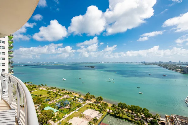 Blick Auf Die Bucht Von Miami Biscayne Von Einem Penthouse — Stockfoto
