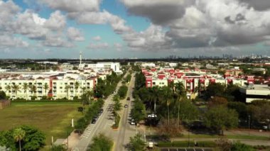 Doral FL ABD şehir merkezindeki hava aracı videosu
