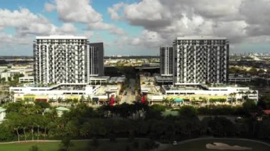Doral FL ABD şehir merkezindeki hava aracı videosu