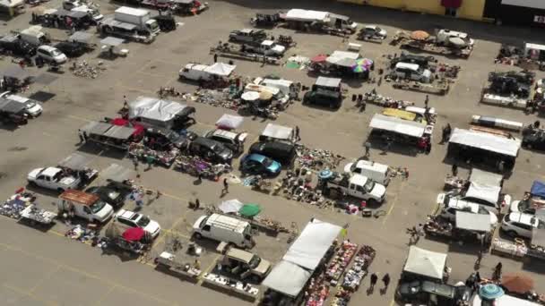 Vidéo Aérienne Personnes Faisant Shopping Marché Aux Puces — Video