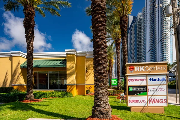 Centers Bank Sunny Isles Beach — Stock Photo, Image