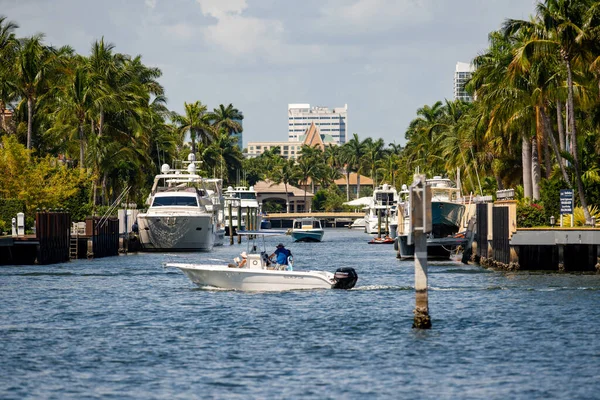 Båtliv Med Lyxiga Herrgårdar Fort Lauderdale — Stockfoto