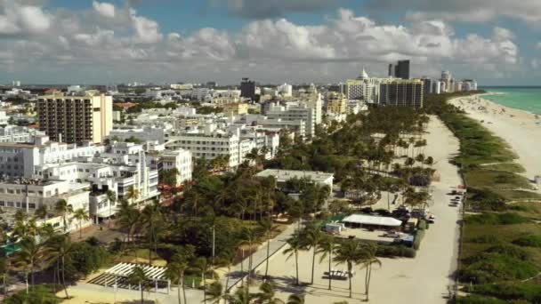 Légi Felvétel Miami Beach Repül Ocean Drive Partra — Stock videók