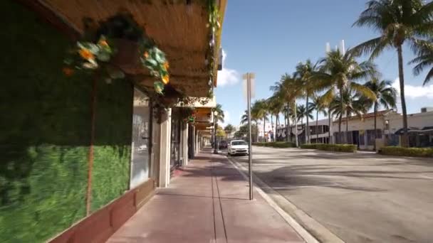 Miami Beach Business Shut Coronavirus Pandemic Washington Avenue Northbound — Stock Video