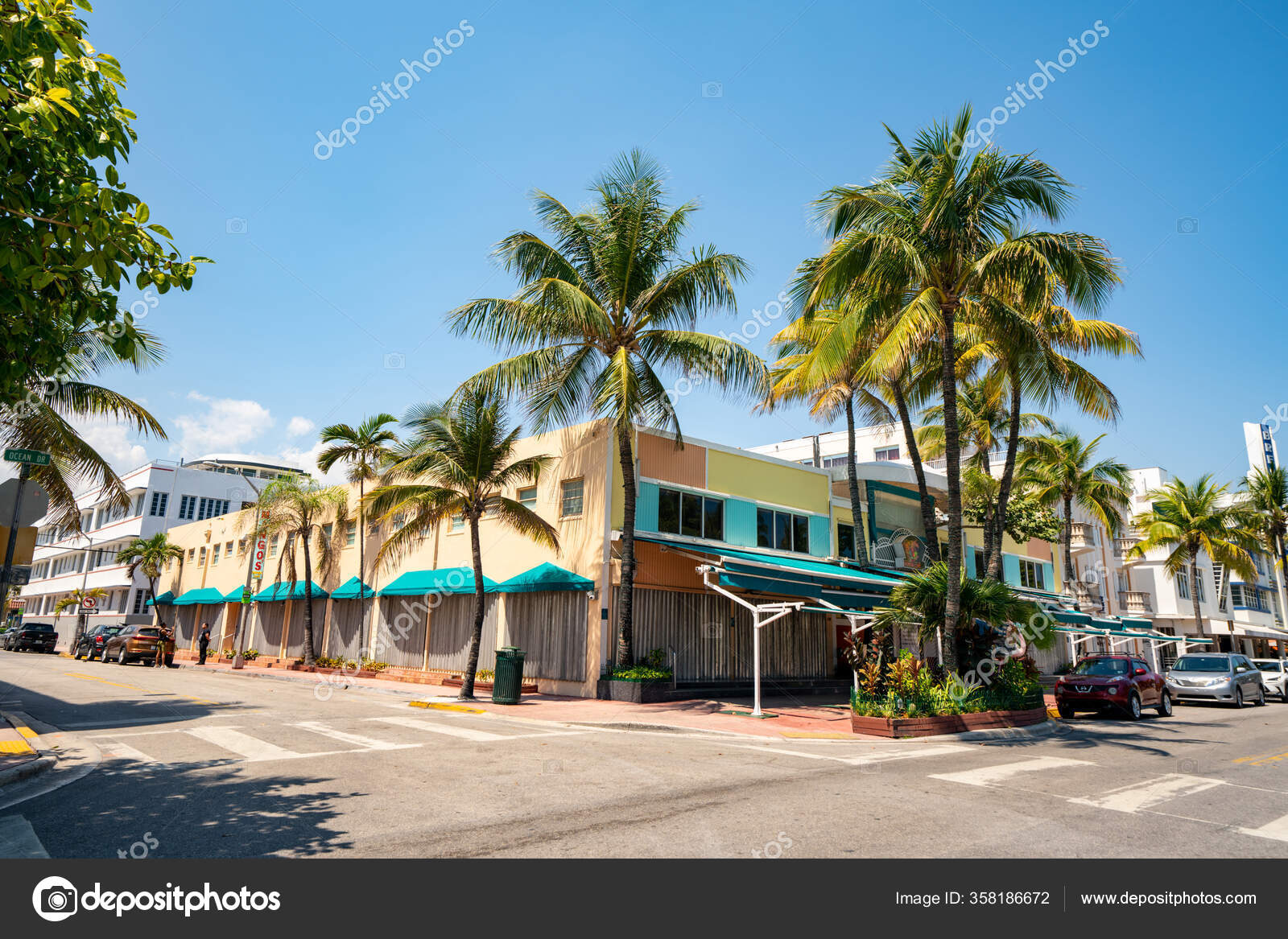 Mangos Tropical Cafe Miami Beach Ocean Drive Shut Stop Spread Stock