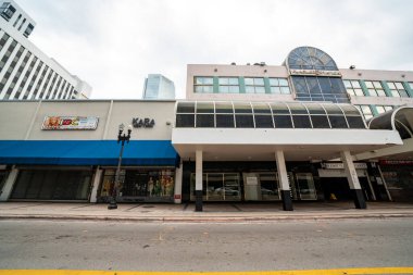 Miami FL 'deki işletmeler ve dükkanlar Coronavirus Covid 19' un yayılmasını engellemek için kapatıldı.