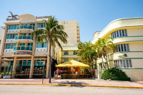 マイアミビーチホテルとレストランはコロナウイルスCovid 19の普及を止めるために閉鎖されました — ストック写真