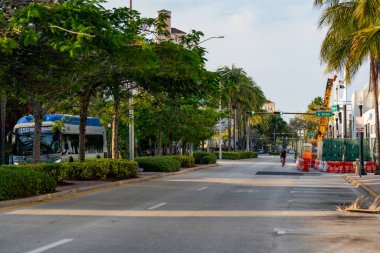 Miami sahili karantinası Coronavirus Covid 19 'un yavaş yayılması nedeniyle kapatıldı.
