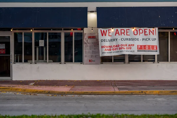 Piola Restaurang Miami Beach Stängd Grund Coronavirus Covid Stänga Karantän — Stockfoto