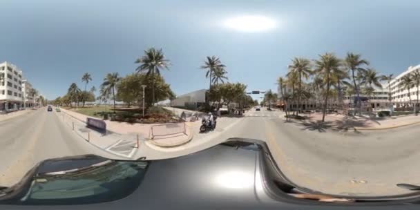 360 Vr球面等长方形镜头海洋驱动器迈阿密海滩在政府检疫锁定科罗纳维勒斯科维德19 — 图库视频影像