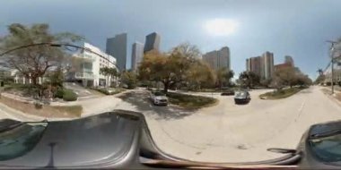 Brickell Bulvarı 360 VR görüntüsü sürülüyor