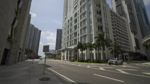 Träffade Tower Downtown Miami — Stockvideo