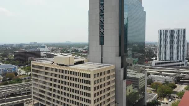 Luchtfoto Bank America Tower Downtown Miami — Stockvideo