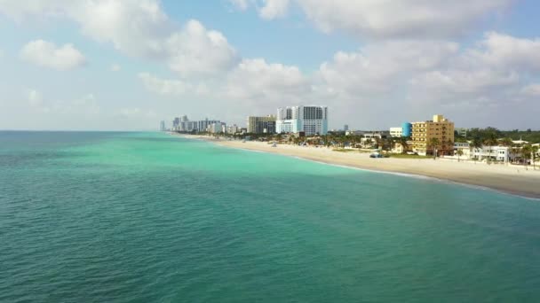 Vuelo Aéreo Del Dron Del Océano Hollywood Beach — Vídeos de Stock