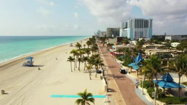 Hollywood Beach FL, Coronavirus Covid 19 Nisan 2020 'yi kapattı.
