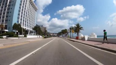 Coronavirus plajı Fort Lauderdale FL 'i kapattı.