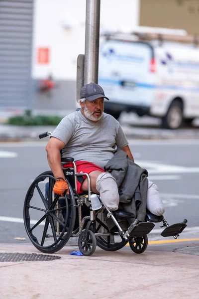 Obdachloser Mann Rollstuhl Downtown Miami — Stockfoto