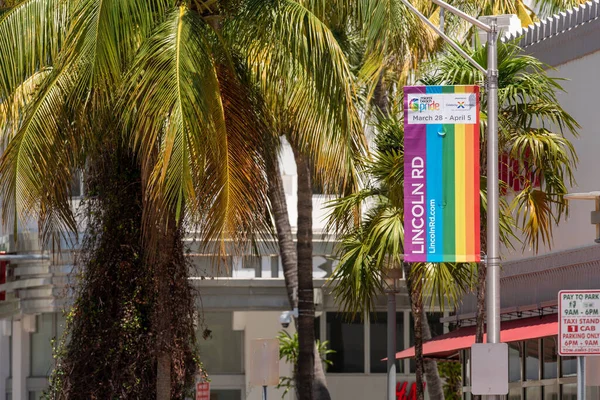 Miami Beach Gay Pride Flag Lincoln Road — Stock Photo, Image