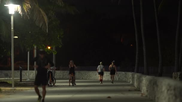 Miami Beach Nagrania Nocne Ocean Drive Kwiecień 2020 — Wideo stockowe