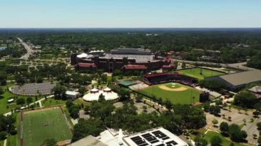 FSU kampüs turu Tallahassee Florida Eyalet Üniversitesi Doak Campbell Stadyumu