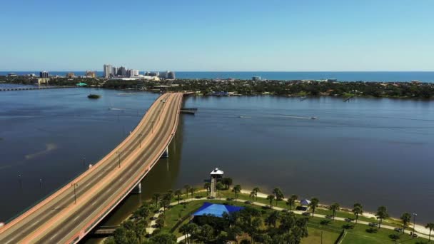 Aerial Halifax River Daytona Beach — Stock Video