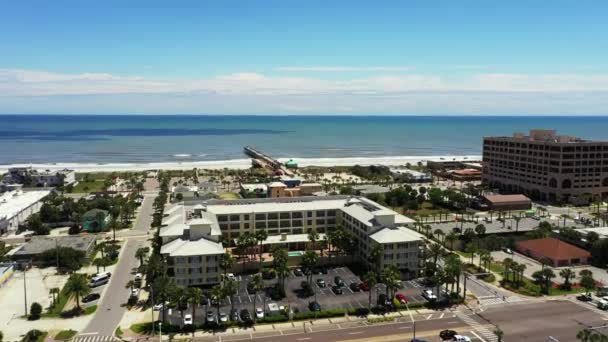 Letecký Dron Blíží Jacksonville Beach Molo Vlny Oceánu — Stock video