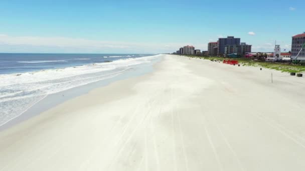 Jacksonville Beach Closed Due Coronavirus Covid Pandemic Social Distancing — Stock Video