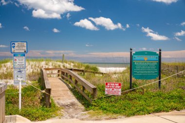 Jacksonville Beach FL, Coronavirus Covid 19 yüzünden kapatıldı.