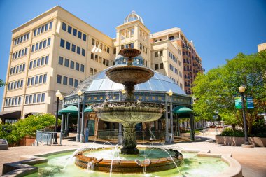 Fotoğraf: Kleman Plaza Fountain Tallahassee FL