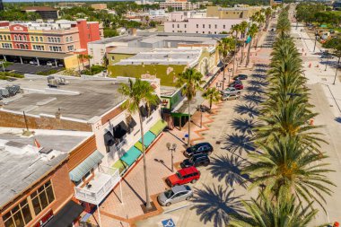 Daytona Sahili 'ndeki hava fotoğrafçıları ABD palmiye hatları caddeleri