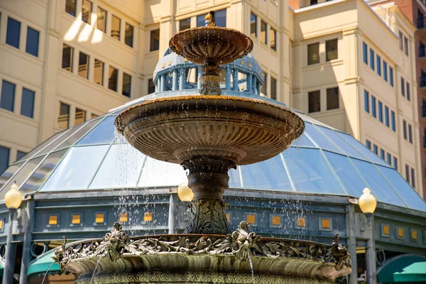 Foto Kleman Plaza Fountain Tallahassee — Foto de Stock