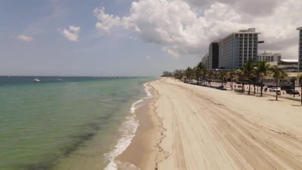 Εναέρια Βίντεο Fort Lauderdale Beach Κάτω Από Coronavirus Covid Κλείσιμο — Αρχείο Βίντεο