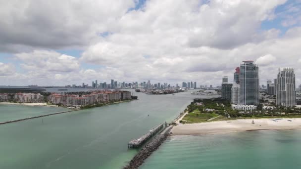 Εντοπισμός Πυροβολισμού Miami Beach Εναέρια Drone Τραβήξτε 60P — Αρχείο Βίντεο