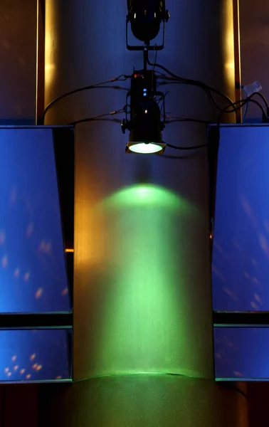 Colored Spot Lights Showing Building Pillar — Stock Photo, Image