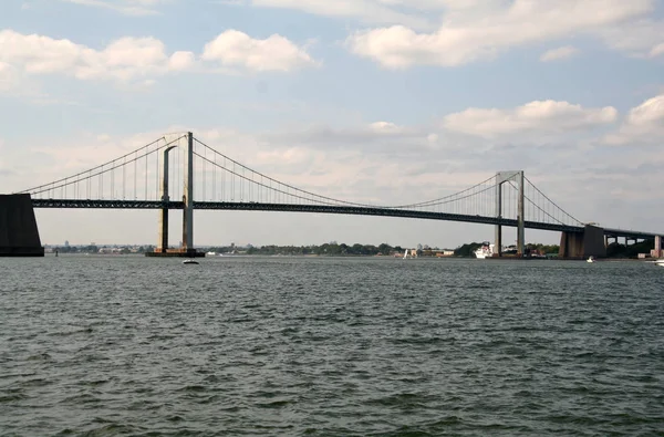 Мост Горловины Нью Йорк Соединяющий Квинс Бронкс — стоковое фото