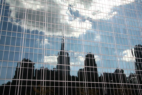 New York Skyline Reflektion Glas Byggnad — Stockfoto