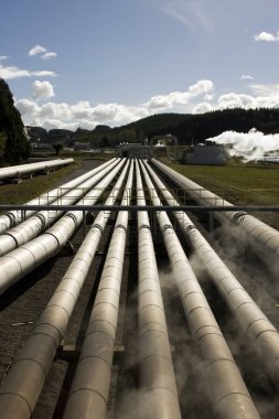 Jeotermal santral alternatif yeşil enerji üreten